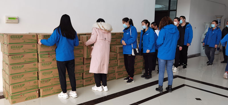 清明節(jié)，華全集團派發(fā)福利中